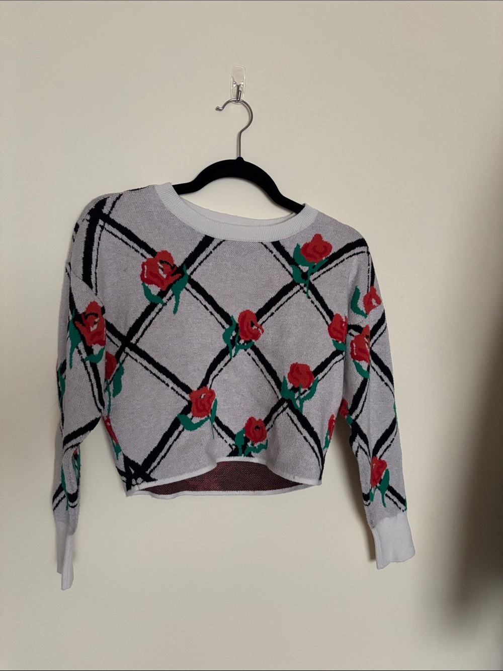 Urban Outfitters Light Gray Cropped Rose-Print Sweater